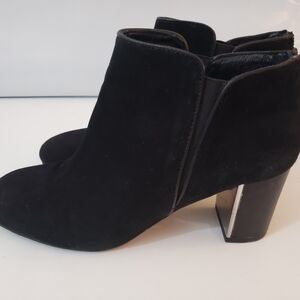 Elegant Black Ankle Boots